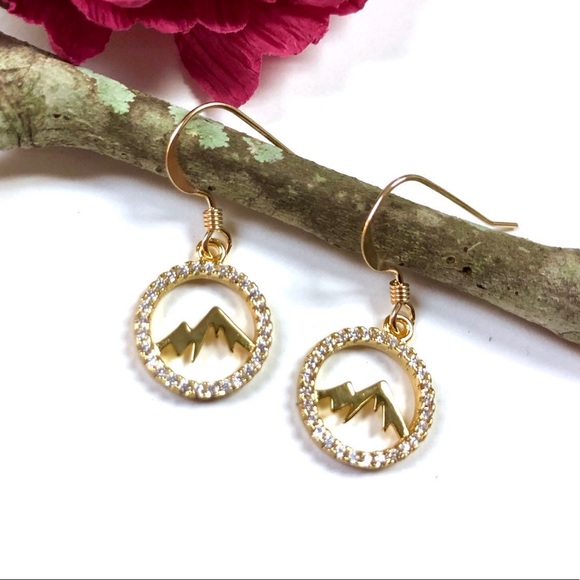 Mountain Earrings, Wanderlust, Nature, Minimalist - Picture 4 of 11